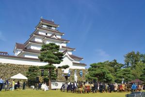 鶴ヶ城公園