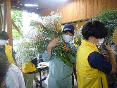 花き経営学科（カスミソウ）