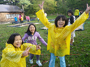 のびのび遊ぶ子どもたち