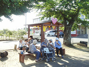 南相馬市鹿島区角川原仮設住宅「心の駅」