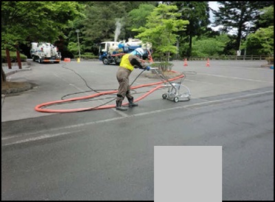 山本公園駐車場除染の様子の写真