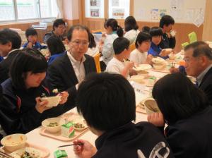 【福島県飯舘村】飯舘小・中学校での懇談